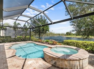 8834 Vaccaro Ct, Naples, FL 34119