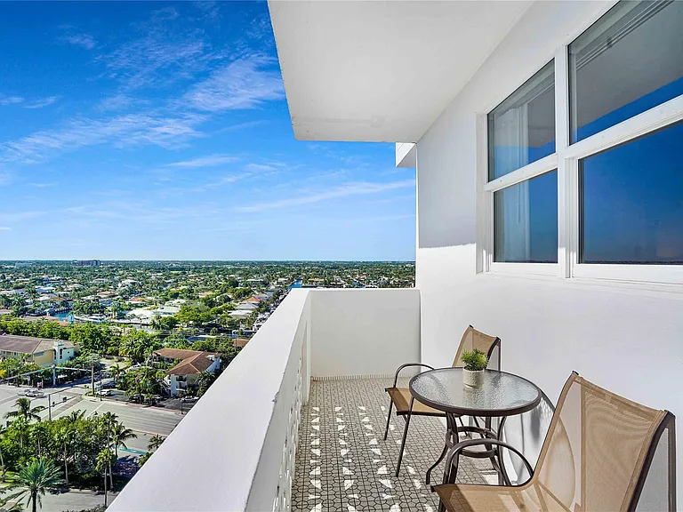 4250 Galt Ocean Dr #PHB — Photo 6