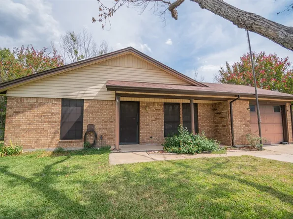 501 Post Oak Ln, Burleson, TX 76028
