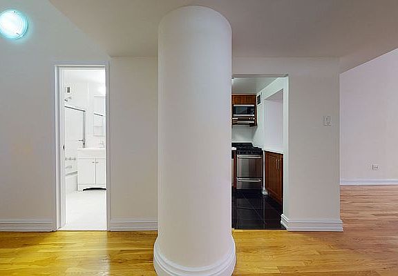 4th image of 1 Astor Pl APT 3h