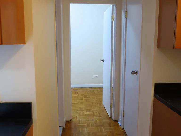 536 E 79th St #3O — Photo 5