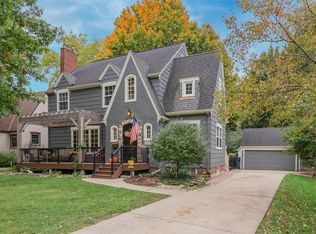 2127 Blake Blvd SE, Cedar Rapids, IA