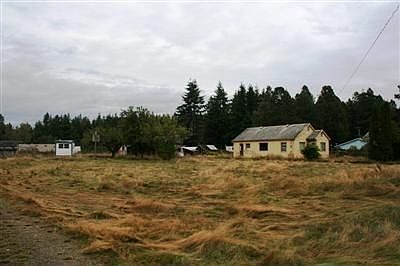 2nd image of 3138 Creasey Rd