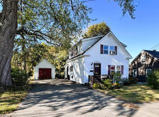 139 Chamberlain St, Brewer, ME 04412