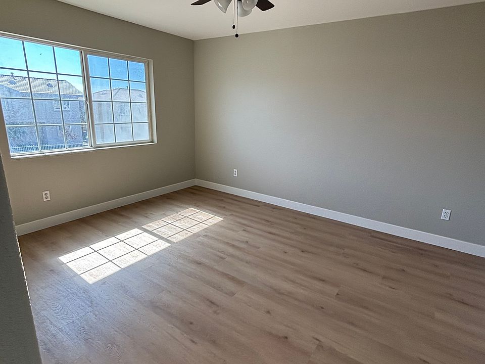 Large bedroom