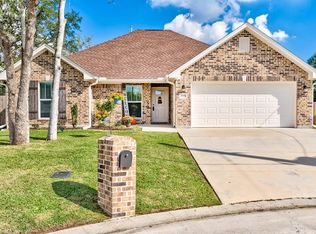 2115 Willowglen Dr, Beaumont, TX 77707