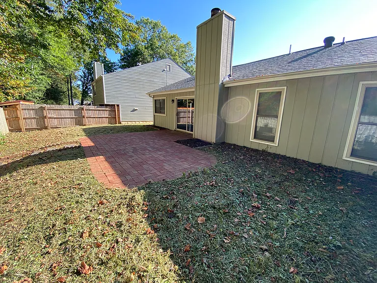 1503 Lake Forest Dr — Photo 22