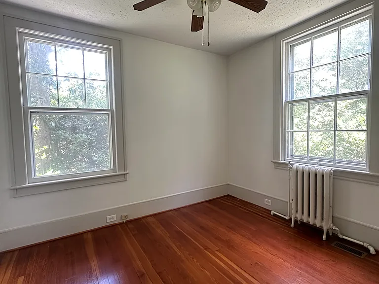 518 Palmetto Ln SW #3 — Photo 3