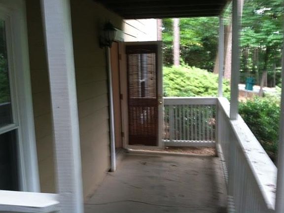 4th image of 1310 Summit North Dr NE