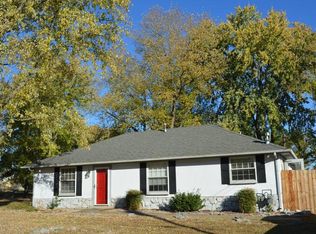 402 Pioneer Dr, Smyrna, TN 37167