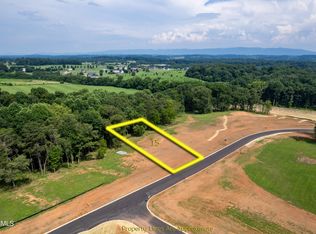 15-918 Sophie Dr, Greenback, TN 37742