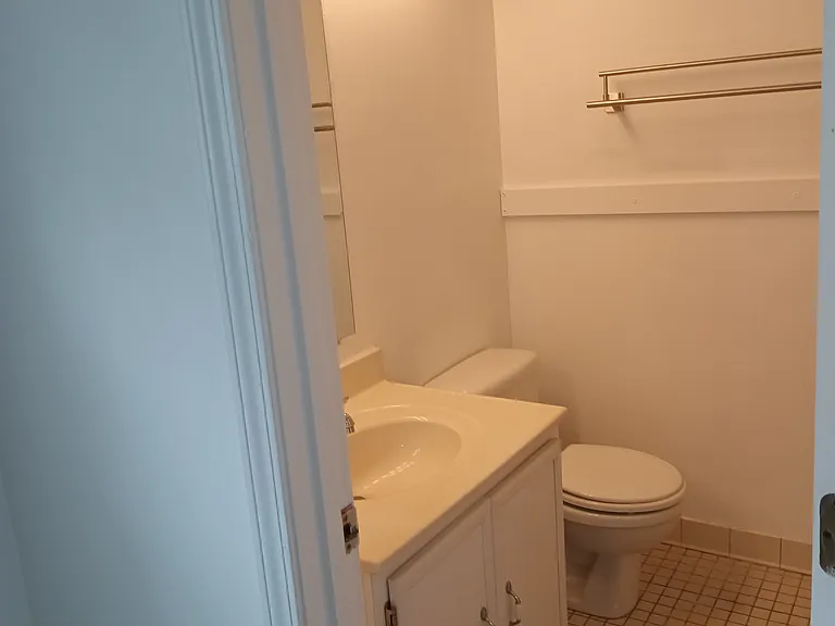 back bath on 2nd floor