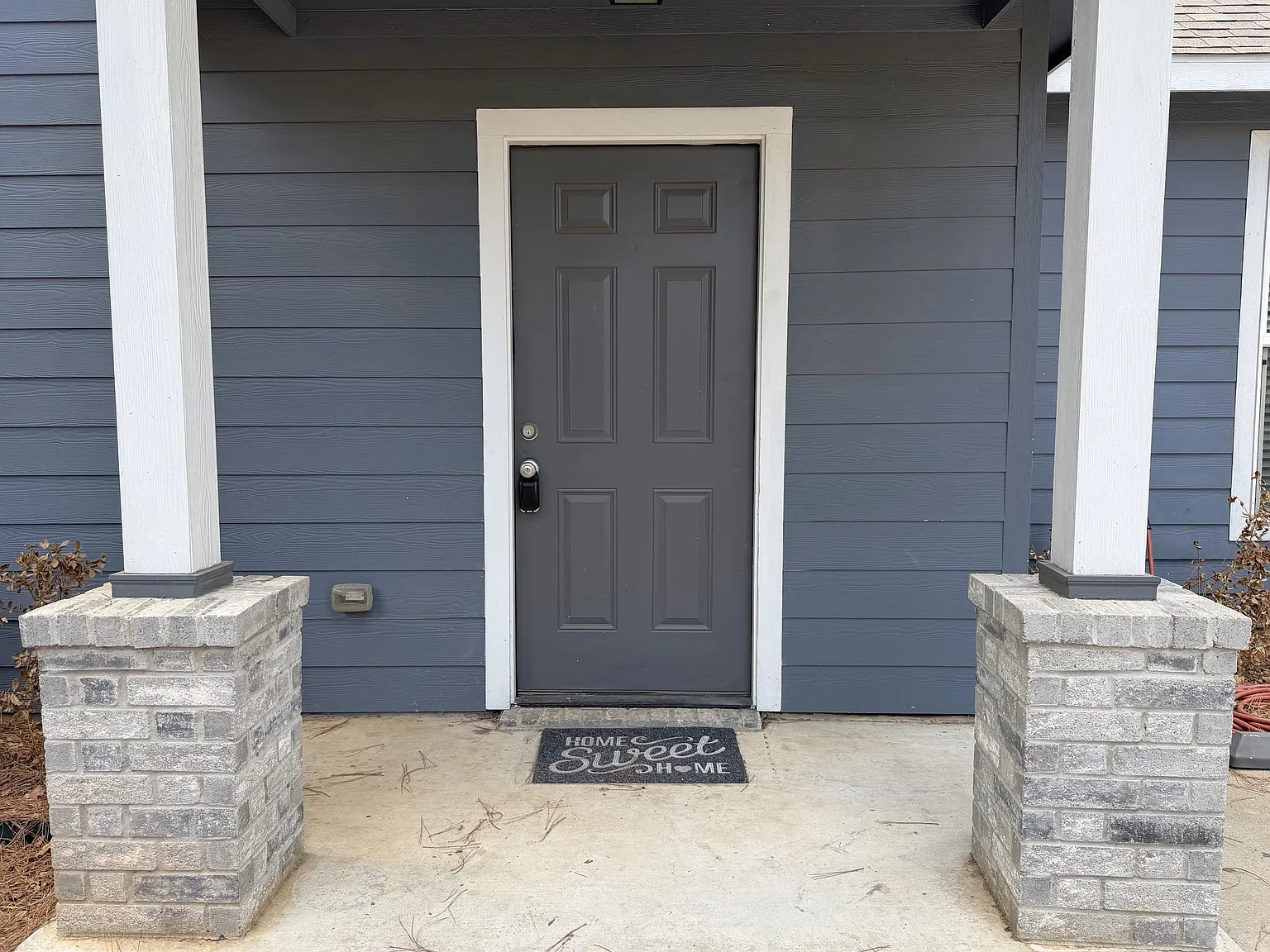 3 bed, 1232 sqft, $2,195 — Photo 4