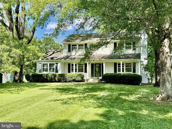 9248 Springs Rd, Warrenton, VA 20186