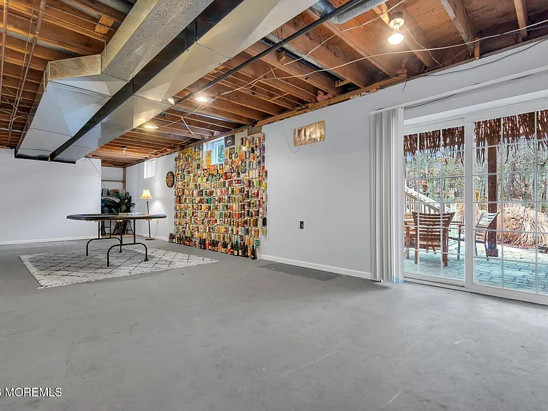 107 Shenandoah Blvd — Photo 46