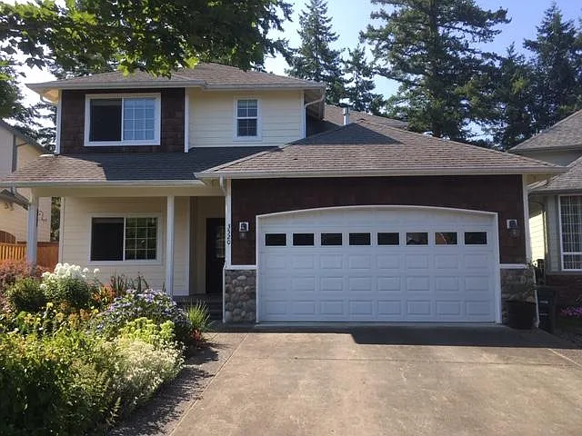 3520 Skylark Loop — Photo 1