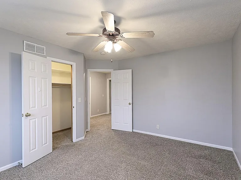 8805 Venice Ln — Photo 18