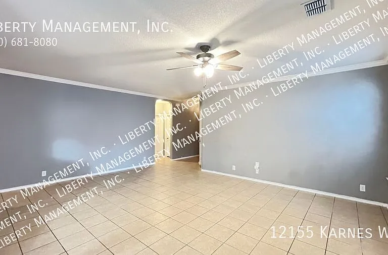 12155 Karnes Way — Photo 4