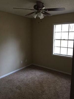 5th image of 1839 Custer Dr