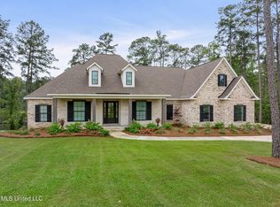 9 Sanctuary Dr, Sumrall, MS 39482