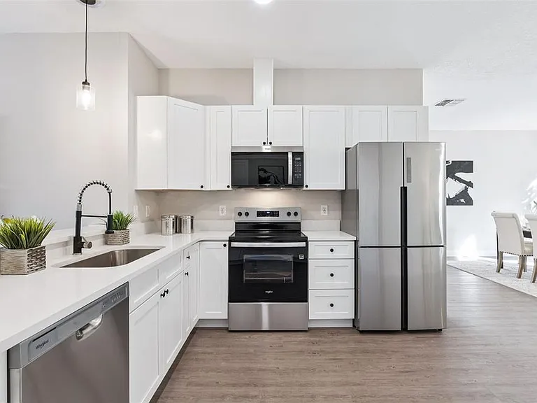 1209 Cathcart Cir — Photo 21