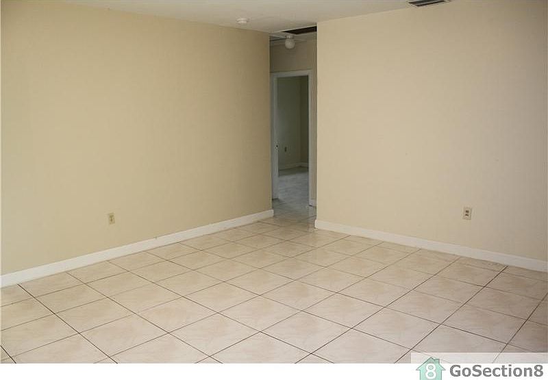 2nd image of 3090 NW 20th St #3