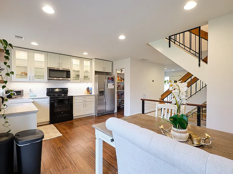 2214 Cartwright Pl — Photo 15