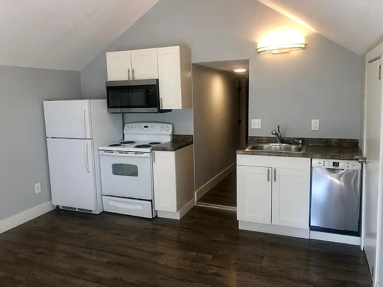 615 N Lincoln St — Photo 11