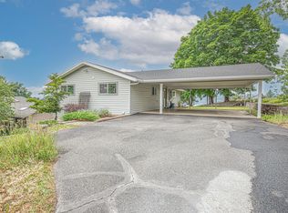 985 N Cedar St, Colville, WA 99114
