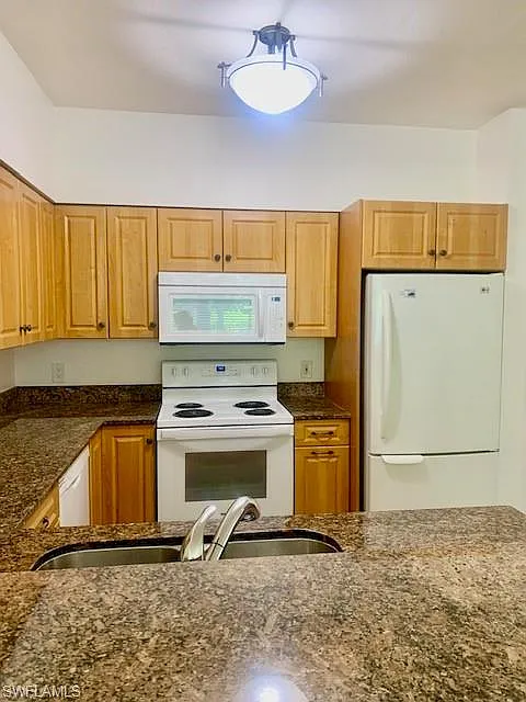 1 bed, 1.0 bath, 765 sqft, $1,650 — Photo 3