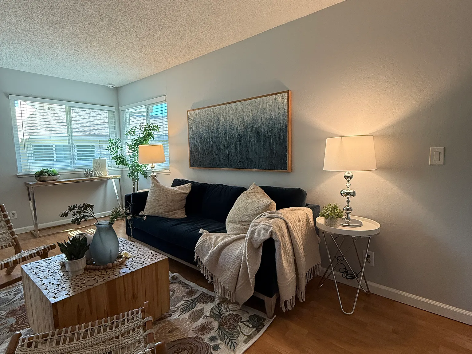 2 bed, 798 sqft, $3,000 — Photo 3