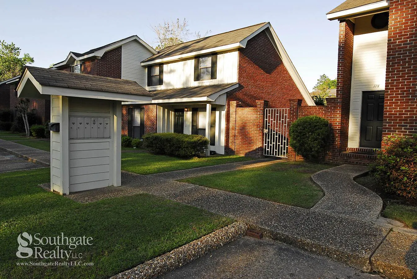 Woodshire Duplexes & Townhomes — Photo 1