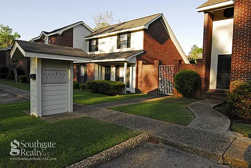 207 Cambridge Dr #207CB Photo 1