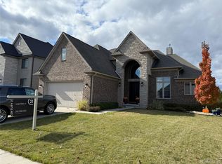 54623 Lawson Creek Dr, Shelby Township, MI