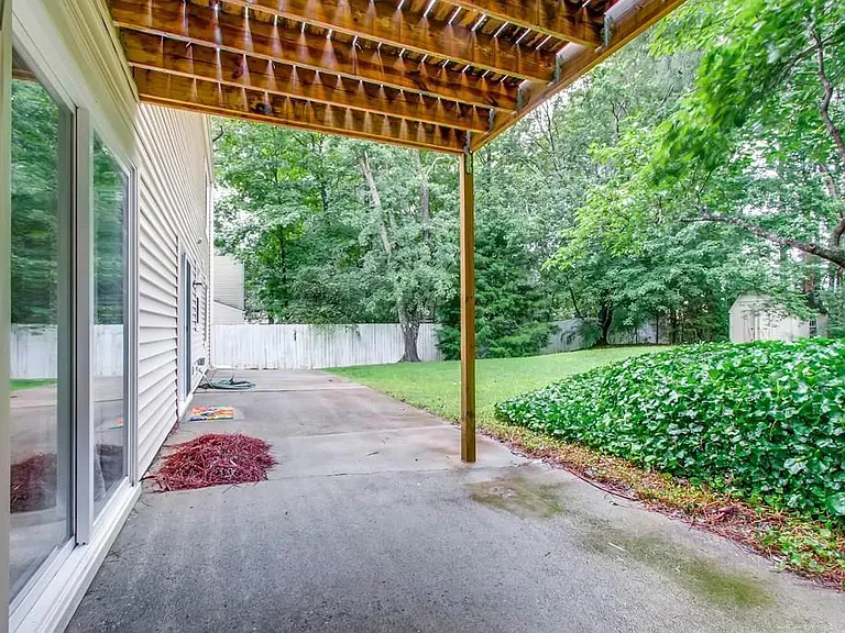 4371 Heritage Glen Ct — Photo 21
