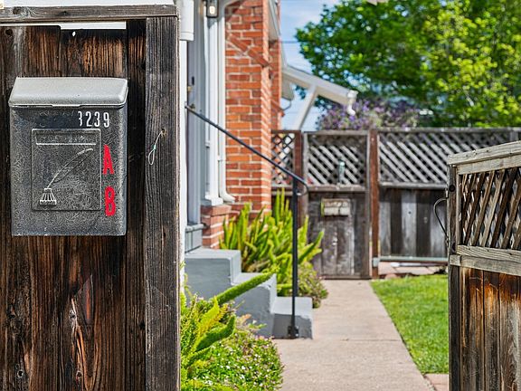 5th image of 3239 Briggs Ave