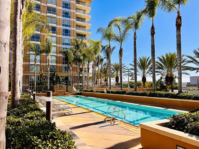 Community 2nd pool