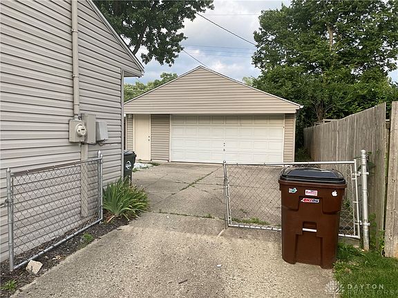 3rd image of 2950 Kerwood Dr