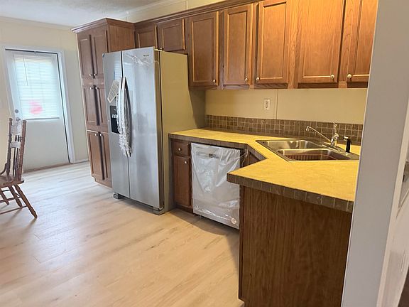 4th image of 3073 Adkins Forest Ln