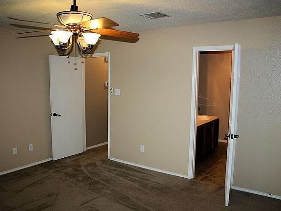 4th image of 9837 Thomas Jefferson Dr