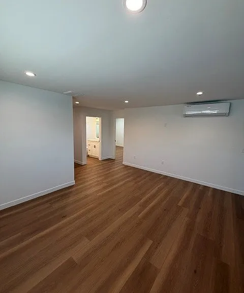 346 W 68th St #348-1/2 — Photo 7