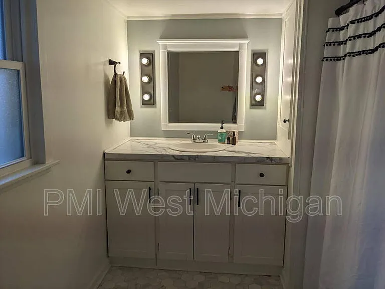103 Fitzhugh Ave SE #1 — Photo 15