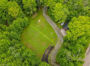 Scott Cliff Dr, Lake Milton, OH 44429