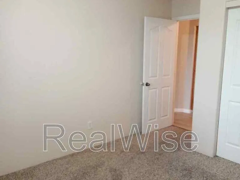 3172 Forest Hills Dr #A — Photo 16