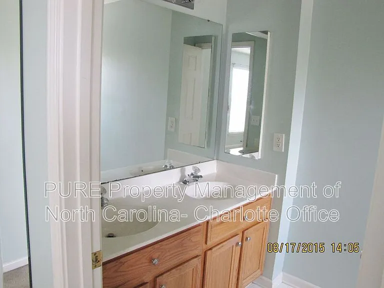 18040 Delmas Dr — Photo 16