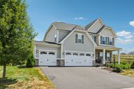 Olivia Ave-003.jpg