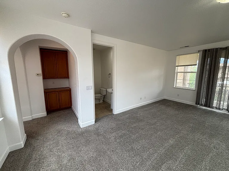 10765 Serratina Dr — Photo 19