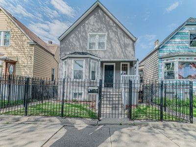 2244 N Kenneth Ave, Chicago, IL, 60639