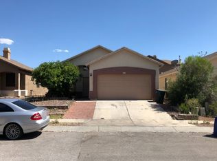 8726 E Chimney Spring Dr, Tucson, AZ 85747