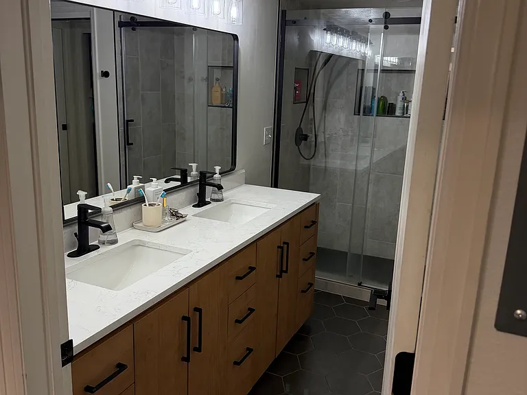 221 S Garfield St #104 — Photo 10